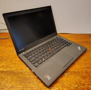 Lenovo ThinkPad X240 Intel core i7 For Parts or Repair WONT POST - Afbeelding 1 van 10