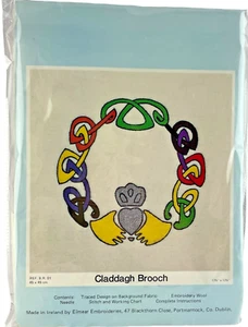 Eimear Embroideries Needlepoint Kit Claddagh Brooch 17.25 x 17.25 in. Dublin - Picture 1 of 5
