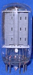 12AX3 TUBE SYLVANIA TESTED & BOXED VINTAGE COMMERCIAL SURPLUS - Picture 1 of 3