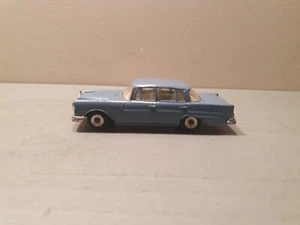 Mercedes 220 SE Dinky Toys England 186 - Imagen 1 de 6
