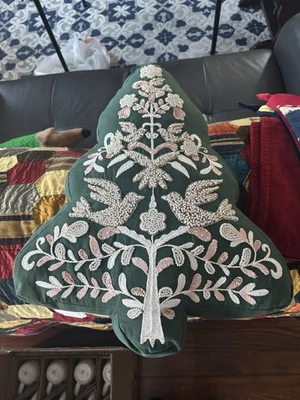 Pottery Barn Cascanueces Navidad Vacaciones Almohada Niña Fiesta Regalo Cuentas Árbol Nuevo Foto 1 de 3