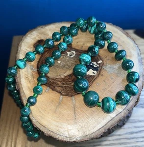 Vintage Malachite Necklace Gemstone Graduated With Barrel Closure - c 20” - Picture 1 of 7