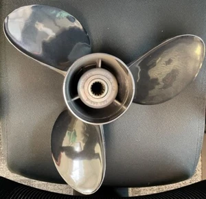 MW#013060 14,25x26 RH ACERO INOXIDABLE 3 BL OMC 394756 - Imagen 1 de 3