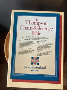 Thompson Chain-Reference Bible-NIV (11th Printing 1986) Bonded Leather in OG Box - Picture 1 of 18