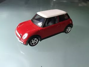 1/43 NEW AUSTIN MINI SOLIDO - Picture 1 of 1