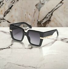 Quay Notorious 51mm Gradient Square Womens Sunglasses BLACK / SMOKE