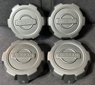 Juego (4) Tapacubos de llanta Nissan Pathfinder 1999-2001 OEM 40315-2W320 Foto 1 de 4