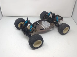 Camión de estadio vintage Traxxas 1/10 2x2 Gen 1 Nitro Hawk Pro para piezas - Imagen 1 de 19