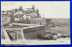 Antique 1918 B&W Les Ramparts The Walls Antibes Resort France Postcard - Picture 1 of 2