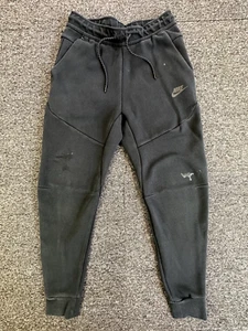 Nike Tech Fleece Sweatpants Mens Small Black Drawsting Joggers - Picture 1 of 17