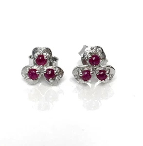 Orecchino Borchia Naturale Rubino Cabochon Fiore Argento Sterling Bianco Oro Over - Foto 1 di 5