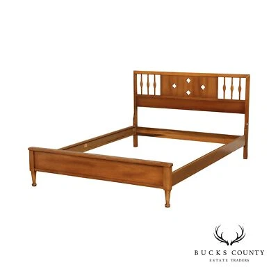 Marco de cama completo moderno de nogal American of Martinsville Mid Century Foto 1 de 4