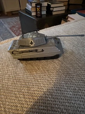 Tanque nazista em perfeito estado - Imagem 1 de 4