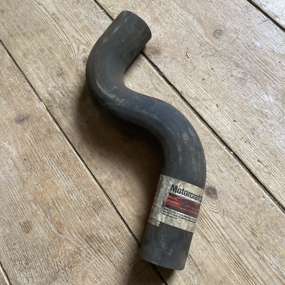 Manguera de radiador original Ford Fiesta MK1 Motorcraft EKF254 Ford 6051492 Foto 1 de 1