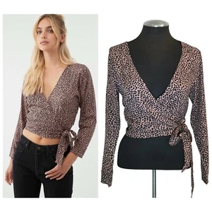 O’Neill - Mirelle Spotted Cropped Wrap Top - Small - NWT $55 - Picture 1 of 10