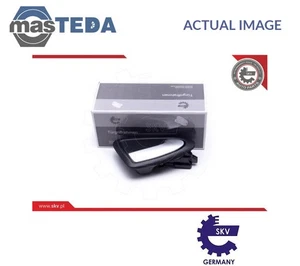 96SKV818 CAR DOOR HANDLE RIGHT FRONT SKV GERMANY NEW OE REPLACEMENT - Picture 1 of 7