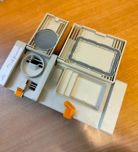 Miele Geschirrspüler Dosiergerät / Reiniger-Klarspüler-Spender komplet (W6 1208) - Picture 1 of 10