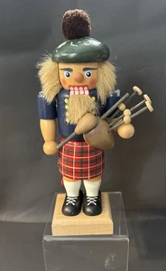 Seiffener Nussknackerhaus Christian Ulbricht Wood Schotte Nutcracker Vintage - Picture 1 of 6