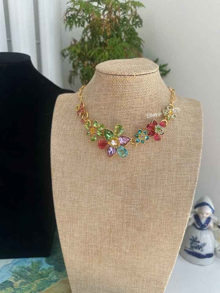 Swarovski Gema Necklace ldyllia Flower Multicoloured, Gold-tone plated - Image 1 of 4
