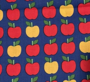 44” X 27” Ann Kelle For Robert Kaufman Cotton Fabric Back To School Apples - Picture 1 of 7