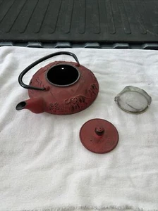 Olla de té roja vintage japonesa de hierro fundido Teavana con diseño de elefante - Imagen 1 de 14