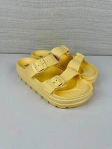 Wild Fable Women’s Size 9 Sandals Yellow Trixie Platforms Buckle Pastel - Picture 1 of 6