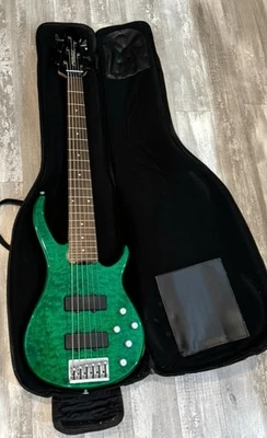 Bajo activo Peavey Fury VI 2001-Vintage 6 cuerdas. Hecho en Corea! Foto 1 de 4