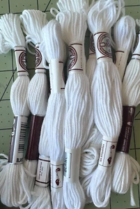 DMC # 4 Coton Retors Mat thread color Blanc (white) set of 10 skeins - Picture 1 of 4