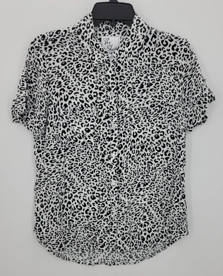 Tribal The Shirt Womens Medium Black White Animal Print Short Sleeve Artsy - Image 1 of 4