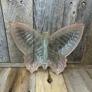 Vintage Blush Pink Glass Butterfly Trinket Dish - Picture 1 of 5