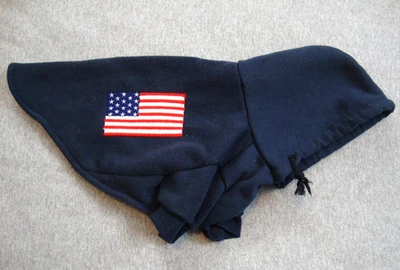 Sudadera con Capucha PERRO Bandera de EE. UU. Polar M Mascota Azul Marino 11" Largo 18" Cuello Pecho 12" Foto 1 de 4
