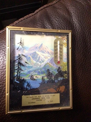 Hillsboro North Dakota Jahnke Oil Co. Advertising Picture - Image 1 of 2