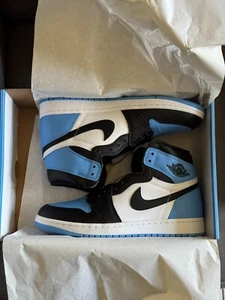 Jordan 1 Retro High OG UNC Toe | Größe 42.5 | DZ5485-400 | NEU & UNGETRAGEN - Bild 1 von 6