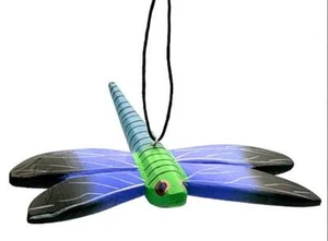 Adorno en forma de insecto libélula madera de balsa comercio justo hecho a mano Nicaragua - Imagen 1 de 1