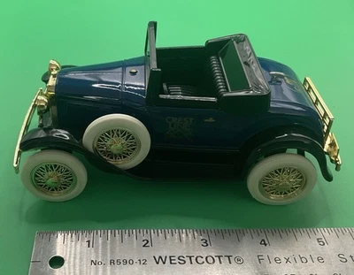 SpecCast Liberty Ford Model A Roadster 1:25 Crestline Motorbooks Intl NEW - Image 1 of 4