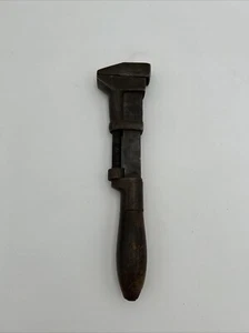 Antique Minneapolis &St. Paul Railway Railroad Adjustable Pipe Wrench - Picture 1 of 9