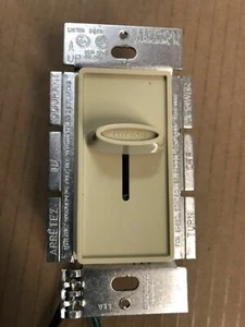 Interruptor de control de ventilador silencioso marfil Lutron Skylark SFSQ-F 1,5 amperios máximo 3 velocidades - Imagen 1 de 2