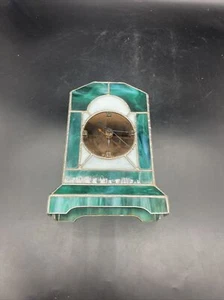 VTG green slag glass mantle clock - Picture 1 of 3