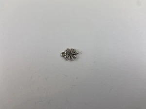 Four Leaf Clover Charm Metal Jewelry Making Bracelet Charm 3D Gray - Picture 1 of 3