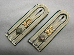 GERMAN WW2  ARMY ( HEER )  BEAMTE  OFFICER'S  SHOULDER BOARDS -ORIGINAL - Picture 1 of 2