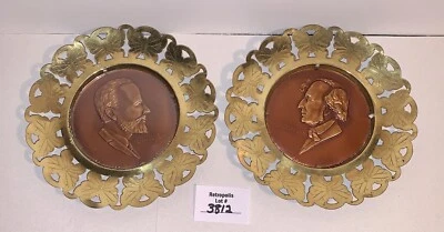 2 platos colgantes de latón y vidrio Tchaikovsky Mendelssohn compositores musicales Foto 1 de 4