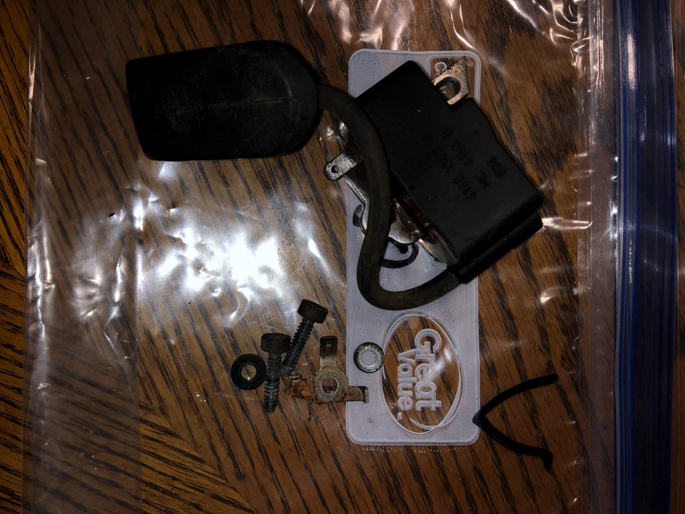 BOBINA DE ENCENDIDO STIHL FS130 FS100 FS90 FS 110 130 CON ESPACIADORES DE PERNOS OEM L Foto 1 de 1