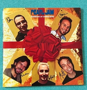 PEARL JAM ~ CHRISTMAS FAN CLUB SINGLE 2004 ~ SOMEDAY AT CHRISTMAS ~ 7" EX - Picture 1 of 3