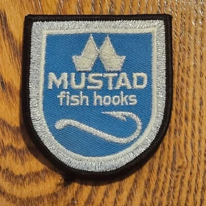 Vintage Mustad Fish Hooks Embroidered Patch Blue & White Fishing Logo - Picture 1 of 4