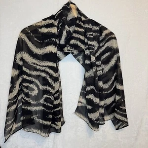Mantón negro con patrón de cebra. Bufanda envolvente. Bufanda larga de gasa, 70 pulgadas X 27 pulgadas - Imagen 1 de 4