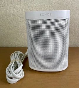 Sonos One A100 S13 Smart Wi-Fi Quality Sound Speaker, weiß, getestet / funktioniert - Bild 1 von 7