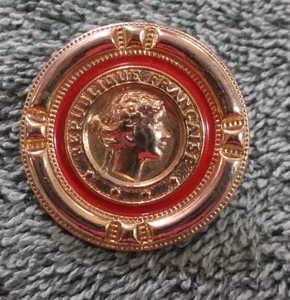 Vintage Goldtone & Enamel Republique Francaise Coin Pin - Bild 1 von 2