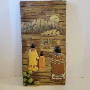 Vintage geschnitzte 3D Indianer bemalte Kreidegeschirr Wandkunst Wüstenszene Schaum - Bild 1 von 9