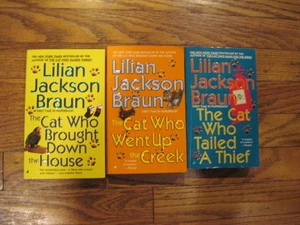 Lot of 3 Unique Lilian Jackson Braun Cat Lover's Mystery Paperback Books - Picture 1 of 1