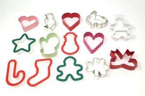 Lot of 14 Vintage Aluminum / Plastic Cookie Cutters Great Condition - Picture 1 of 7